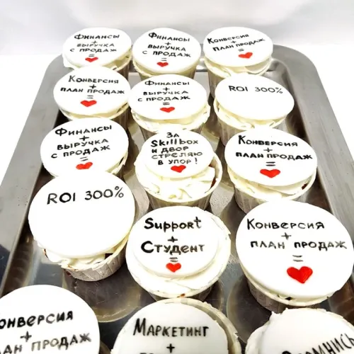 Капкейк Корпоративный с надписью в Казани 